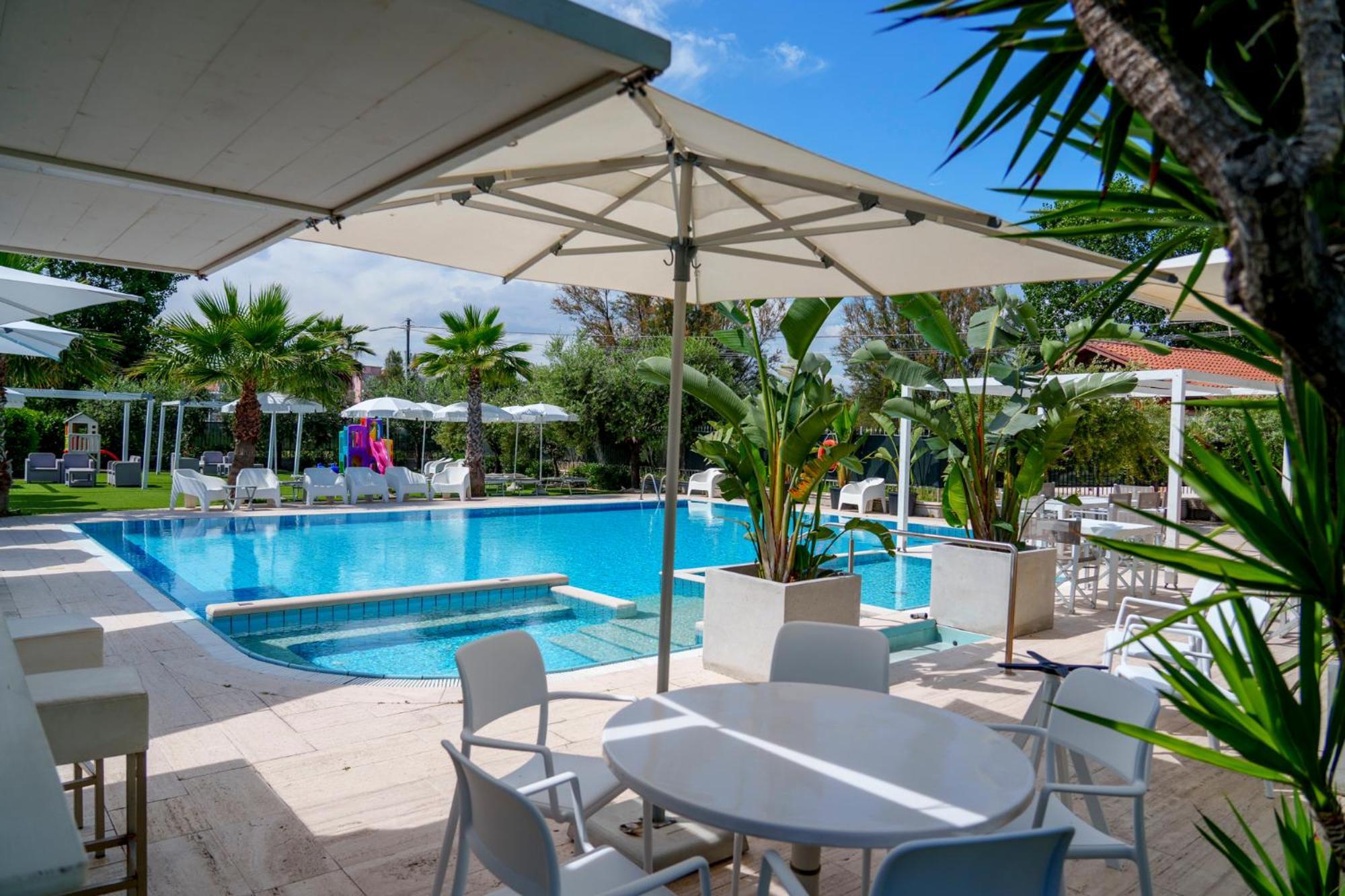 Hotel Belvedere Martinsicuro Bagian luar foto