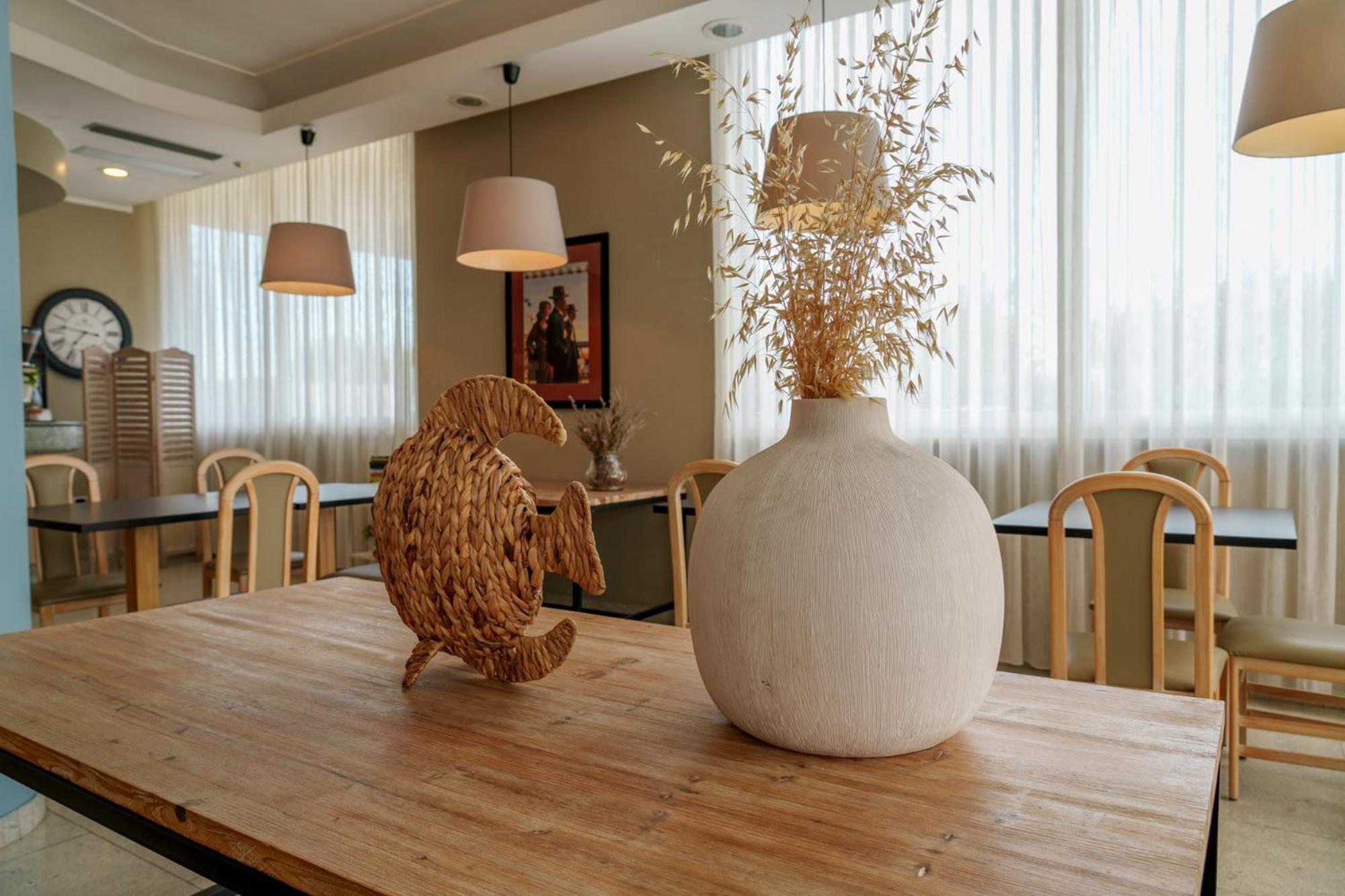 Hotel Belvedere Martinsicuro Bagian luar foto